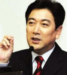 水均益离婚真相揭秘:再婚育儿与前妻的争议背后