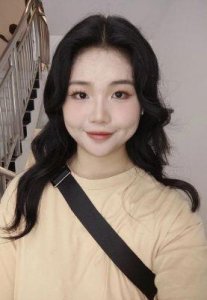 曾馨莹的八字与豪门之路:性格与面相揭秘