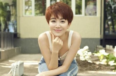 姜妍胸围多大什么罩杯整容前后照片对比姜妍性感图片