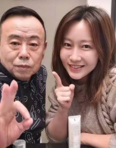 潘阳车祸身亡消息不实:揭秘潘阳的真实生活与婚姻