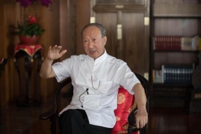 陈峰亲述海航“刮骨疗伤术”:年内出售3000亿非主业资产 攥紧两个“拳头”做