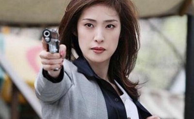 天海佑希49岁仍单身,不想结婚的理由竟然是这样的