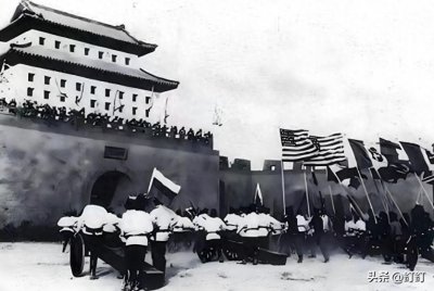 琴瑟琵琶八大王,魑魅魍魉四小鬼——对联背后的民族气节