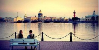 如何哄一个隔着屏幕生气的男生,隔着屏幕哄直男的方法