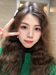 中大五院肿瘤中心医护团队助力95后抗癌女孩重返校园