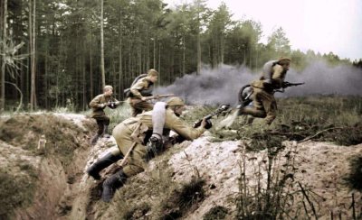 俄罗斯军人喊得俄语口号乌拉是什么意思乌拉翻译过来相当于中国什么话