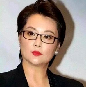 夫妻本是同林鸟,可这一次,邓婕也救不了被“揭老底”的张国立